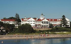 Colony Hotel in Kennebunkport
